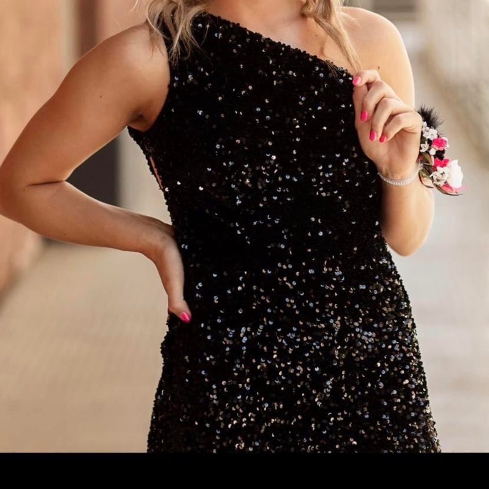 Formal Sequin Dress Black EUC worn once. Sherry Hill Brand.